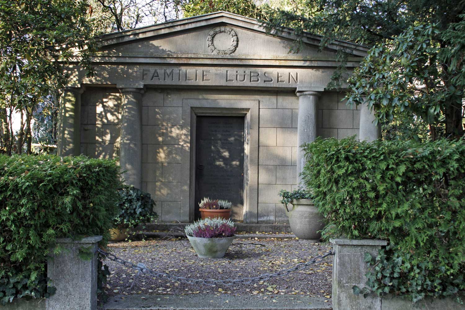 Loiacono Mausoleum